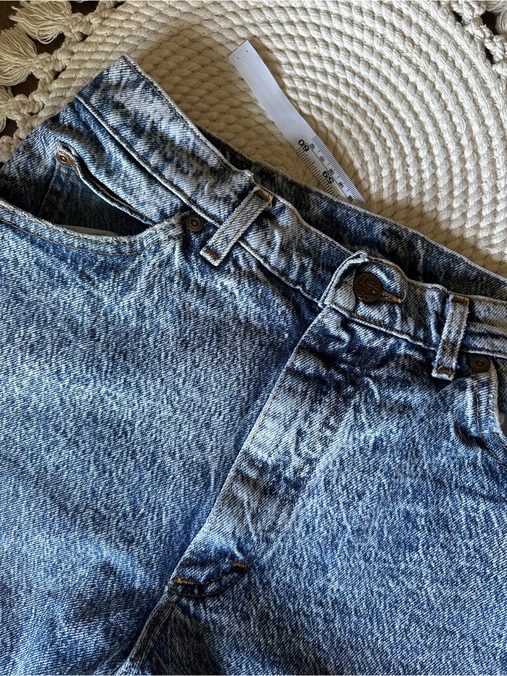 Lee VINTAGE Men’s 90’s Light Blue Stonewash Denim Jeans - Picture 7 of 8